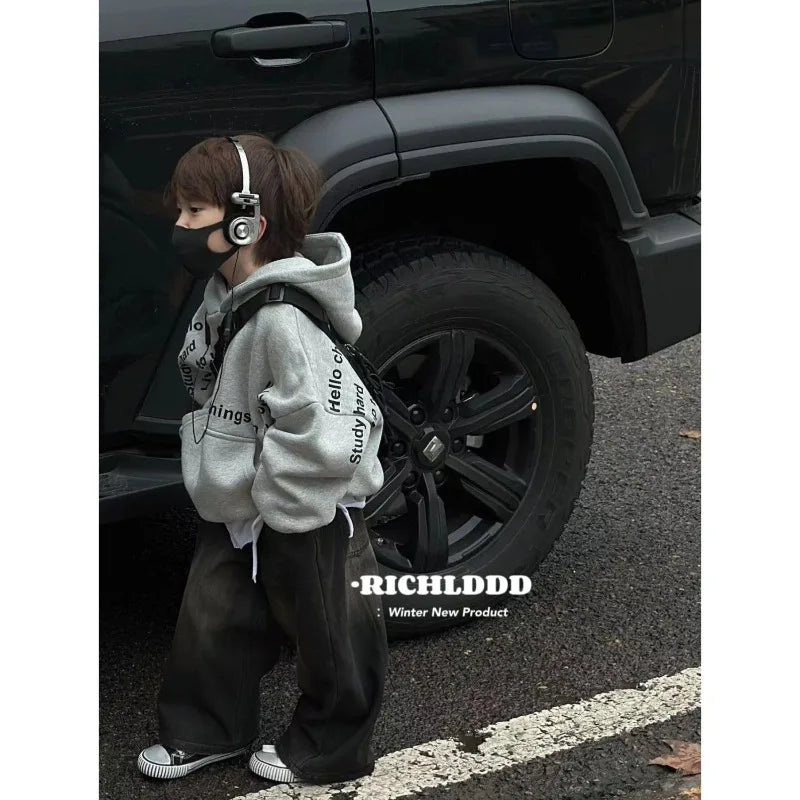 2025 Autumn/Winter Plush Letter Children's Hoodie Baby Sweater Korean Edition Fashion Children's Cool and Handsome Warm Top