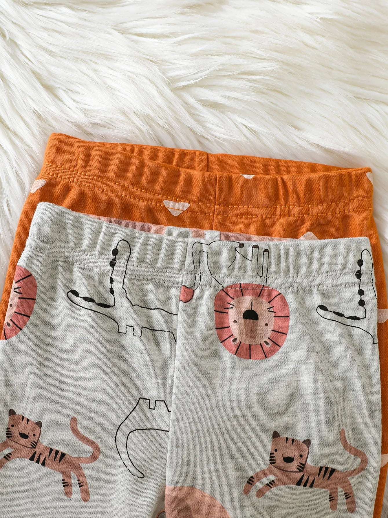 Baby boy clothes 4PCS Baby boy onesies suit Autumn and winter long-sleeved onesie+ top+ 2 pants Suitable for 0-12 months