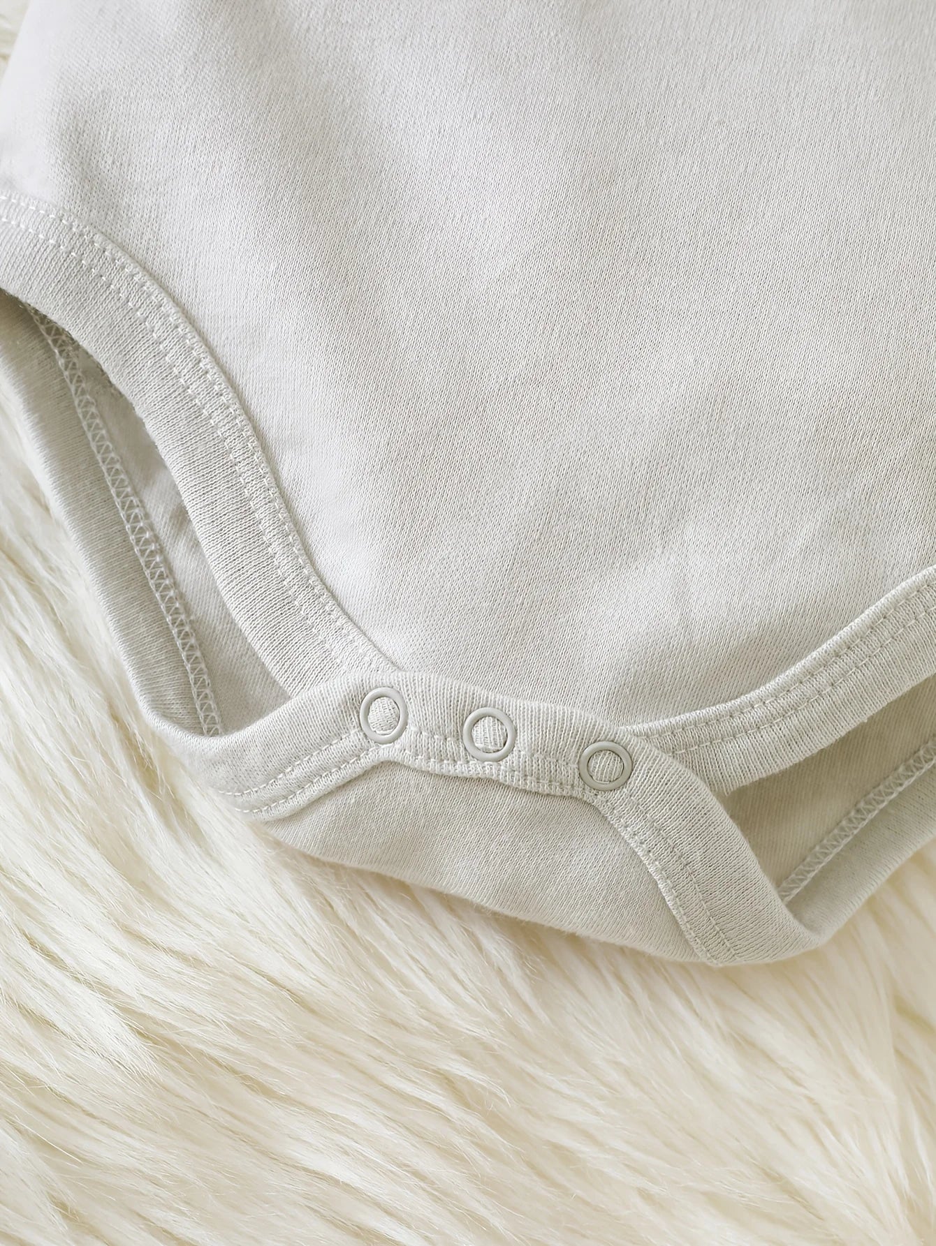 Baby boy clothes 4PCS Baby boy onesies suit Autumn and winter long-sleeved onesie+ top+ 2 pants Suitable for 0-12 months