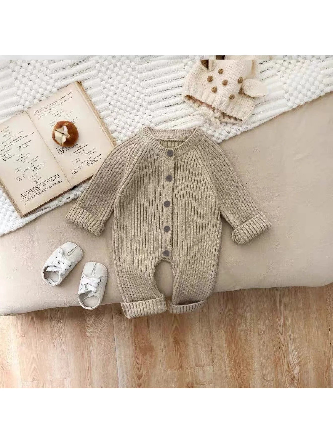 Baby Crawling Clothes, Versatile Newborn Clothes for Boys and Girls, Spring and Autumn Knitted Stylish Romper, Solid Color Jumpsuit