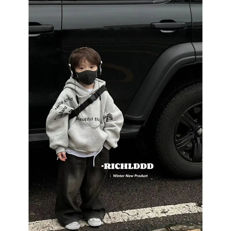 2025 Autumn/Winter Plush Letter Children's Hoodie Baby Sweater Korean Edition Fashion Children's Cool and Handsome Warm Top