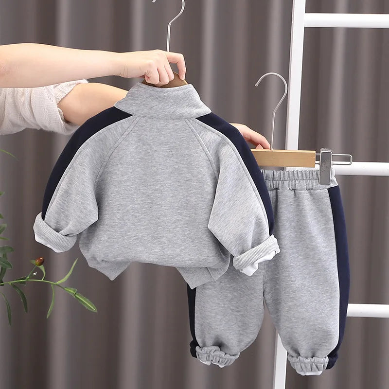 Boys Spring Collection 2025 New Kid Girls Sportswear Handsome Spring Autumn Children Korean Edition Coat Simple High Collar